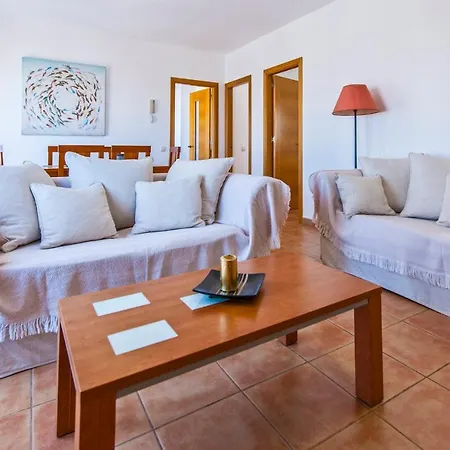 Casa Mika Oliastur 25 Apartment